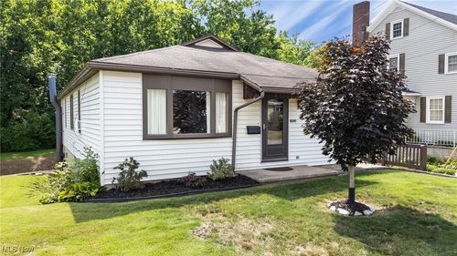 1022 Stadium Dr, Saint Marys, WV, 26170-1230 | Card Image