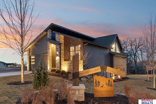 20102 W St, Omaha, NE, 68135 | Card Image