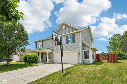 234 School House Dr, Greenfield, IN, 46140-7033 | Card Image