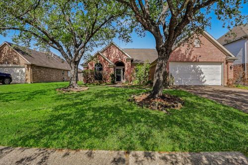 8003 Beaver St, Baytown, TX, 77523-0922 | Card Image