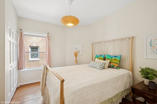 apt-2-1051 Glenlake Ave, Chicago, IL, 60660-3077 | Card Image