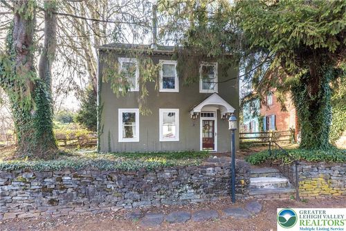 913 Old Bethlehem Rd, QUAKERTOWN, PA, 18951-5407 | Card Image