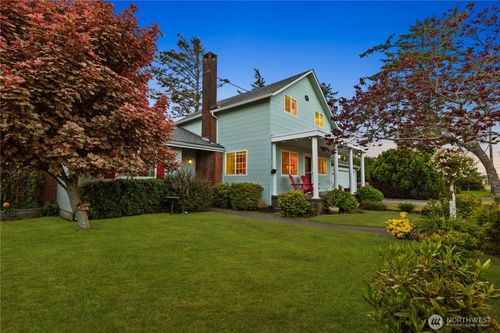 5015 L Pl, Seaview, WA, 98644-2102 | Card Image