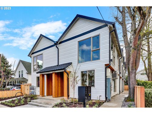 7558 N Berkeley Ave, Portland, OR, 97203 | Card Image