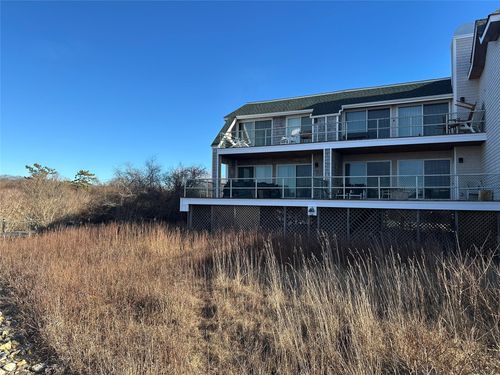 23 Fort Pond Rd, Montauk, NY, 11954-9684 | Card Image