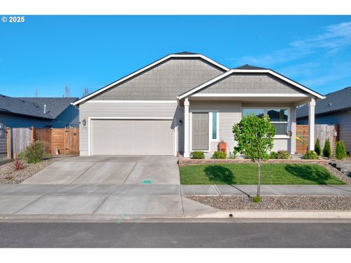 1531 Washington St, Independence, OR, 97351-4610 | Card Image