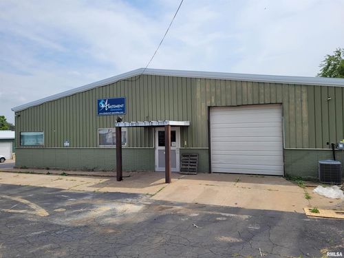 5403 N Brady St, Davenport, IA, 52806-2204 | Card Image