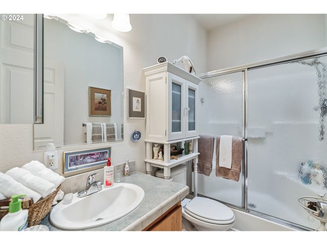 68938 E Cedar Hill Loop, House other with 3 bedrooms, 2 bathrooms and 2 parking in Welches OR | Image 18