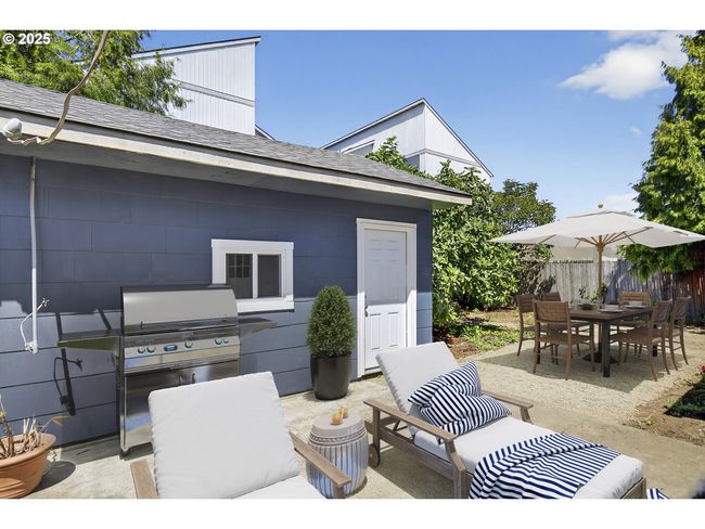 5843 Se 90 Th Ave, House other with 3 bedrooms, 2 bathrooms and null parking in Portland OR | Image 21