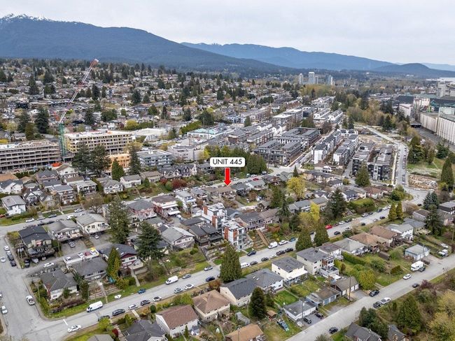 445 E 2 Nd Street, Home with 2 bedrooms, 1 bathrooms and 2 parking in North Vancouver BC | Image 36