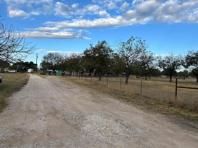 104 Shawnee St, House other with 3 bedrooms, 2 bathrooms and null parking in Cherokee TX | Image 13