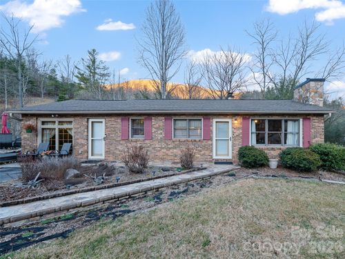 1280 Hamburg Rd, Bakersville, NC, 28705-8710 | Card Image