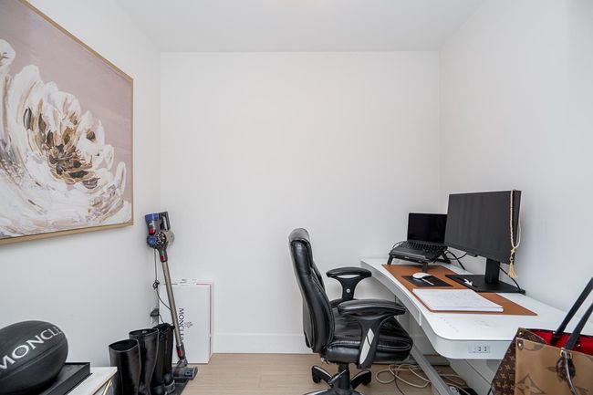 1007 - 7358 Edmonds St, Condo with 1 bedrooms, 1 bathrooms and 1 parking in Burnaby BC | Image 18