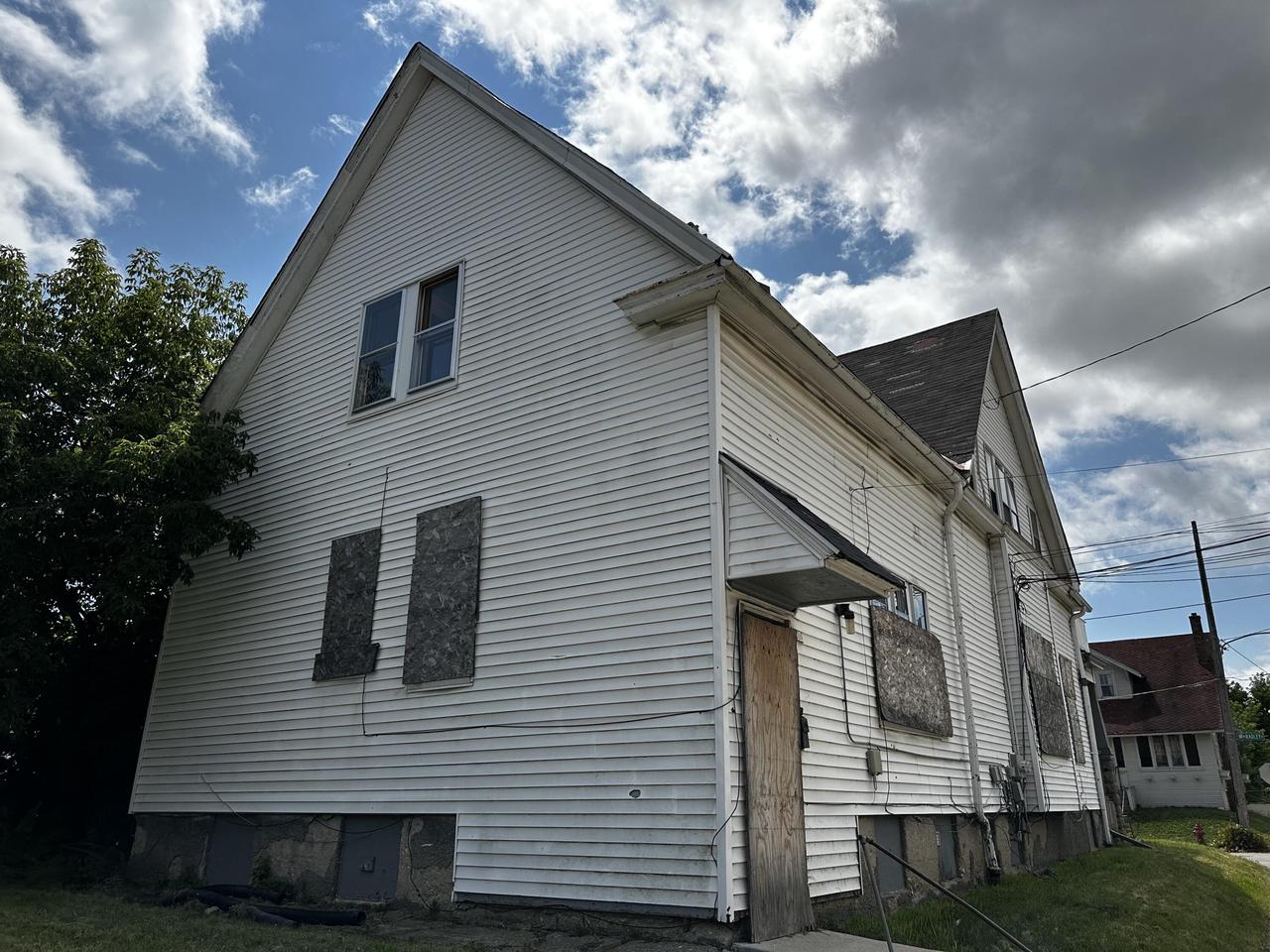 Hadley St, Milwaukee, WI 53206