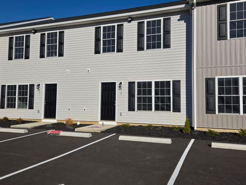 419 N Washington Ave, Pulaski, VA, 24301-4629 | Card Image