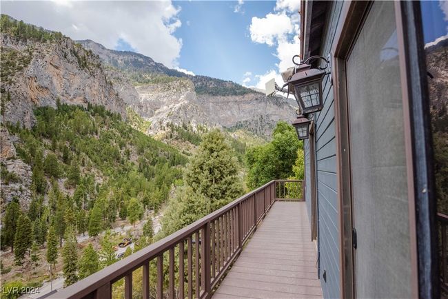 359 Crestview Dr, House other with 3 bedrooms, 5 bathrooms and null parking in Las Vegas NV | Image 17