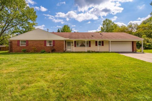 231 Prague Court, Centerville, OH, 45458 | Card Image
