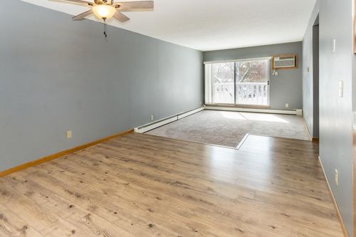 373ne-1601 N Innsbruck Dr, Fridley, MN, 55432-6046 | Card Image
