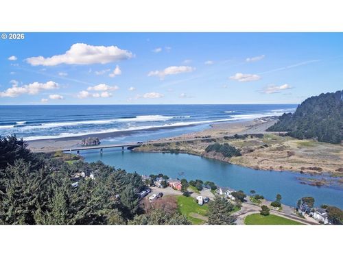 28693 Nautical Way, Gold Beach, OR, 97444-9625 | Card Image