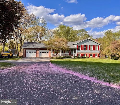 2955 Summer Dr, WESTMINSTER, MD, 21157-8255 | Card Image