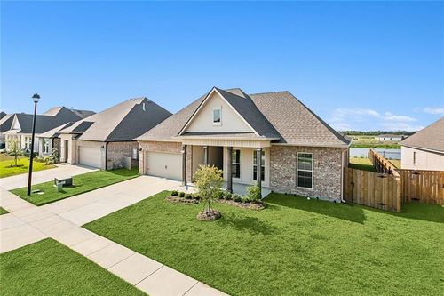 3236 Rousset Ridge Dr, Slidell, LA, 70461-5517 | Card Image