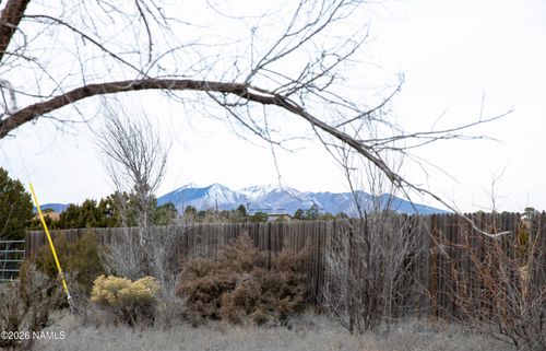 5620 Velvet Valley Rd, Flagstaff, AZ, 86004-8542 | Card Image