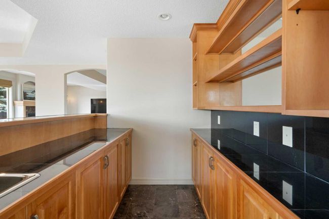 104 Grizzly Rise, House other with 6 bedrooms, 5 bathrooms and null parking in Cochrane AB | Image 28