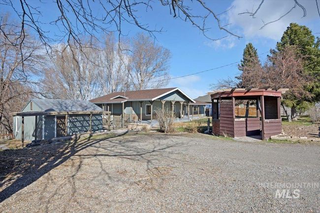 2861 S 1050 E, House other with 4 bedrooms, 2 bathrooms and null parking in Hagerman ID | Image 4