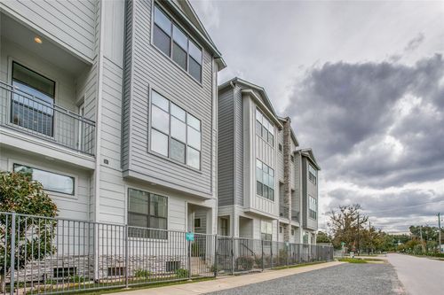 1508 Beall St, Houston, TX, 77008-3444 | Card Image