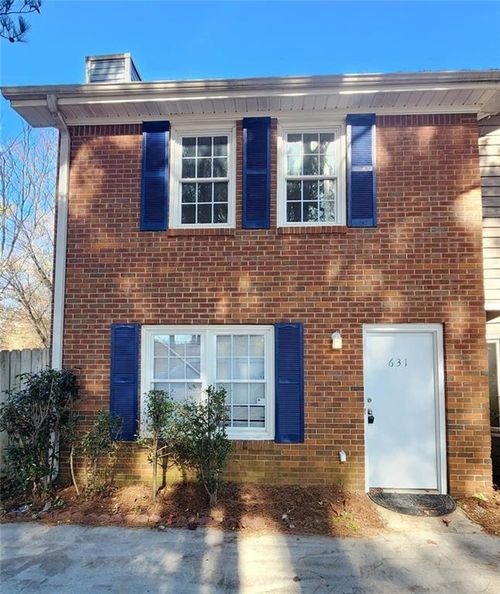631 Hunting Creek Ln Se, Conyers, GA, 30013-6602 | Card Image