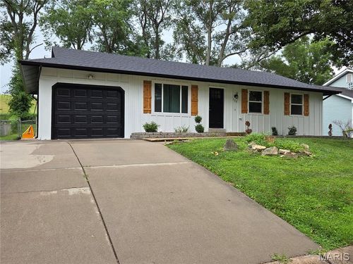 528 E 11th St, Washington, MO, 63090-4543 | Card Image