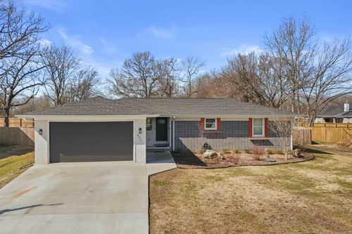 840 Moon Rd, Ward, AR, 72176-8811 | Card Image