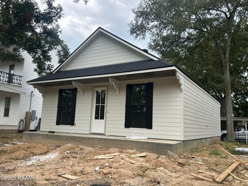 813 N Avenue I, Crowley, LA, 70526-3719 | Card Image