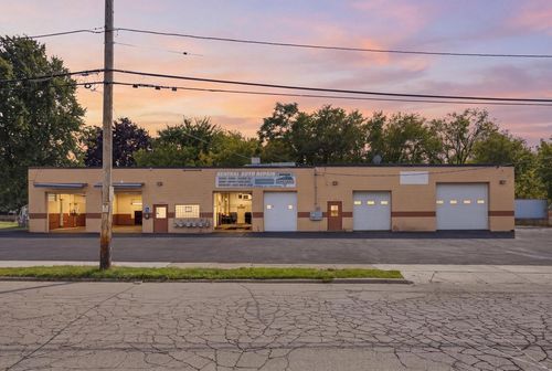 1329 43rd Street, Kenosha, WI, 53140 | Card Image