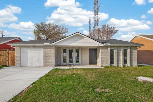 11118 Stroud Dr, Houston, TX, 77072-3018 | Card Image