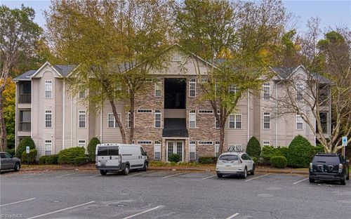 unit-c-3005 Greystone Pt, Greensboro, NC, 27410-8953 | Card Image