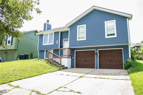 8415 110th Ter, Kansas City, MO, 64157-1137 | Card Image