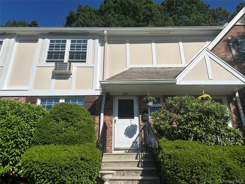 287 Parkside Dr, Suffern, NY, 10901-7810 | Card Image