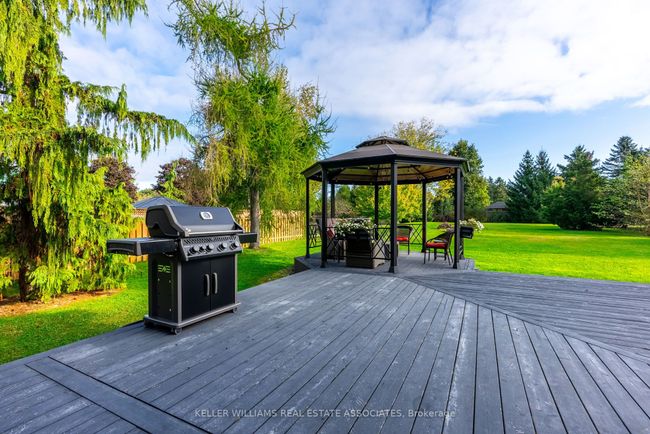23 Meander Close, House other with 5 bedrooms, 3 bathrooms and 6 parking in Carlisle ON | Image 42