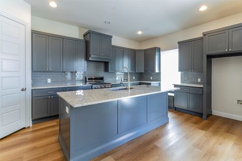 404 Templeton Dr, Fort Worth, TX, 76107-2253 | Card Image