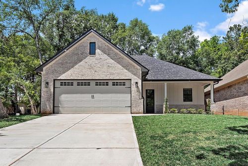 13222 Doral Cir, Montgomery, TX, 77356-5827 | Card Image