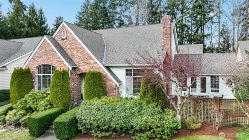 13428 Ne 12th Pl, Bellevue, WA, 98005-4576 | Card Image