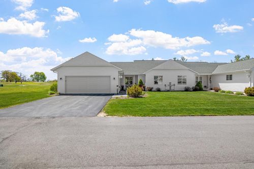 530 Otto Way, Elkhart Lake, WI, 53020-1964 | Card Image
