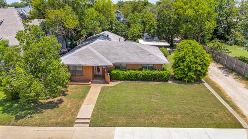 311 S Dooley Street, Grapevine, TX, 76051 | Card Image