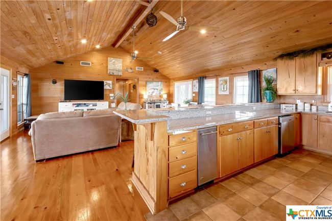 403 Bay St, House other with 4 bedrooms, 3 bathrooms and null parking in Austwell TX | Image 22