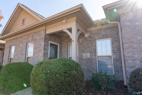525 W Mossyleaf Dr Sw, Huntsville, AL, 35824-4059 | Card Image