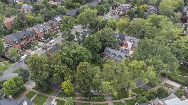 77 Chestnut Park Rd, House other with 6 bedrooms, 5 bathrooms and 2 parking in Toronto ON | Image 29