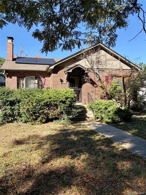 2055 Ivy Street, Denver, CO, 80207 | Card Image