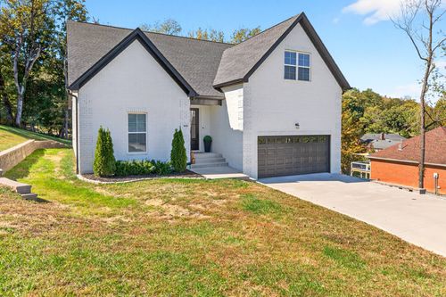 486 David Ave, Lewisburg, TN, 37091-3603 | Card Image