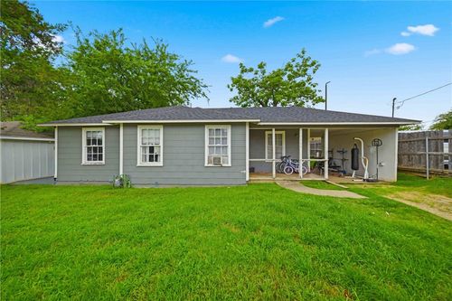 3006 1st St, Bryan, TX, 77801-2537 | Card Image